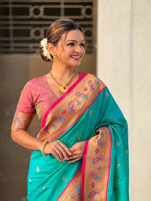 Blue paithani silk saree with unstitched blouse piece 4