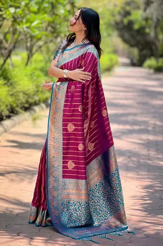 Magenta zari woven silk women's saree with blouse piece