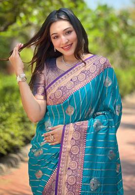 Sky blue zari woven silk women's saree with blouse piece 3