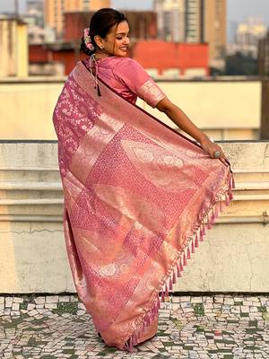 Pink zari woven Banarasi silk blend saree with unstitched blouse piece 2