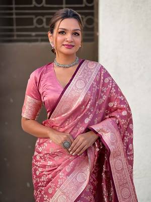 Pink zari woven Banarasi silk blend saree with unstitched blouse piece 4