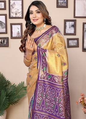 Gold Banarasi Tissues Silk Sarees  3
