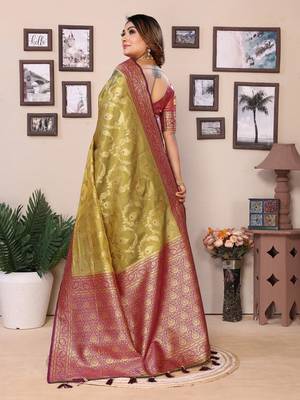 Green Banarasi Tissues Silk Sarees  4