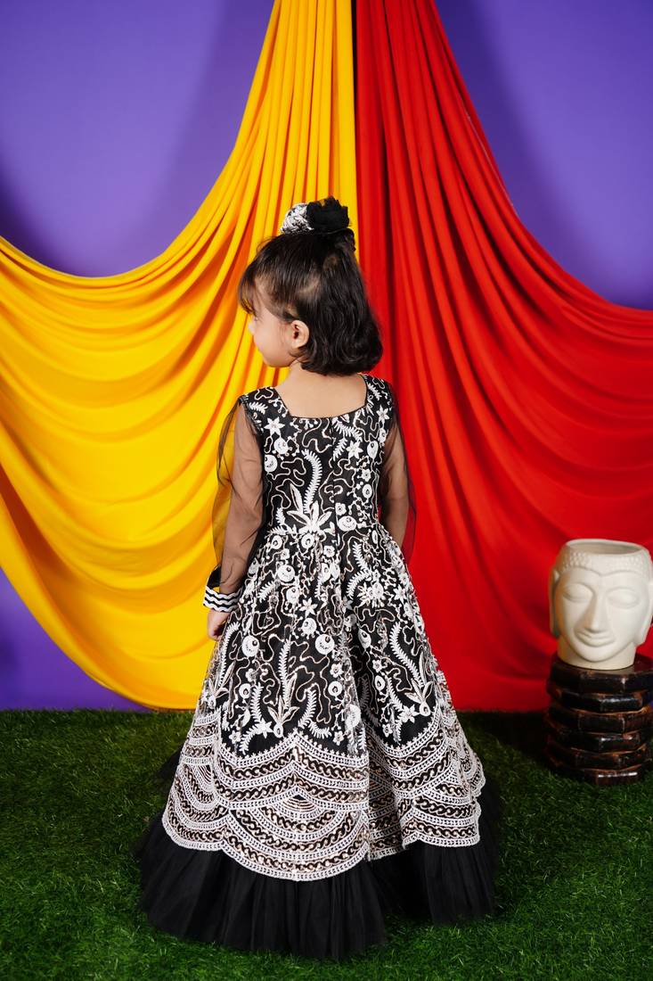 Black Embroidery Gown 