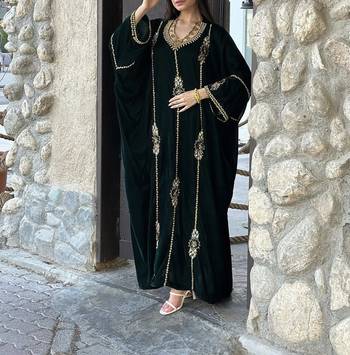 Green Velvet Zari Work Kaftan 1