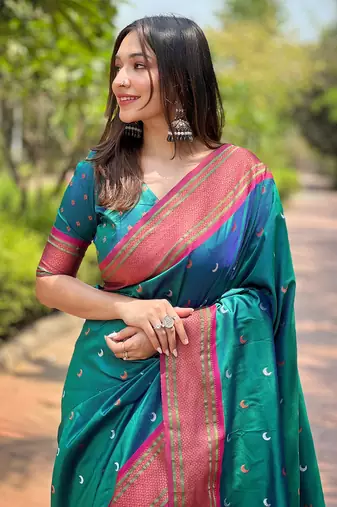 Teal zari woven silk women's saree with blouse piece