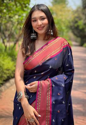 Navy blue zari woven silk women's saree with blouse piece 3