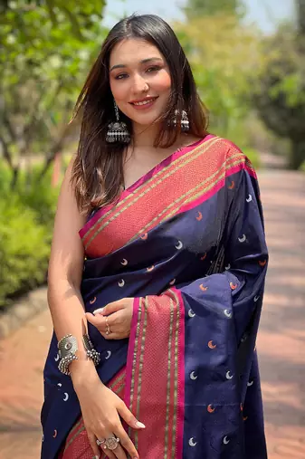 Navy blue zari woven silk women's saree with blouse piece