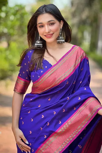 Royal blue zari woven silk women's saree with blouse piece
