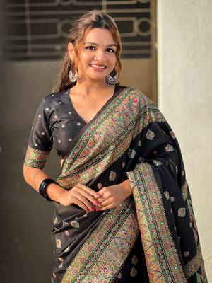 Black kashmiri work pashmina silk saree with unstitched blouse piece 3