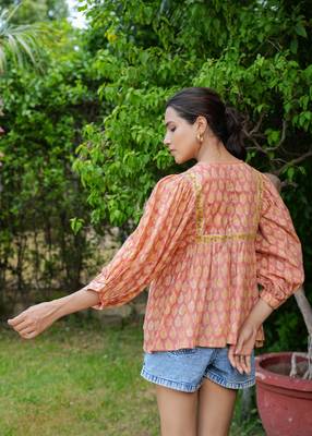 Peach Yellow Top 2