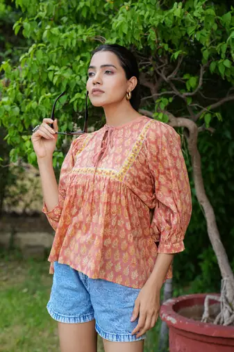 Peach Yellow Top
