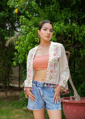 White Jesika Kaftan Top 5