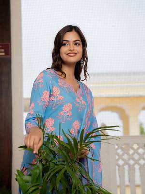 Blue printed cotton blend fancy straight trousers with dupatta 8