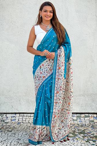 Blue floral print silk saree with unstitched blouse piece
