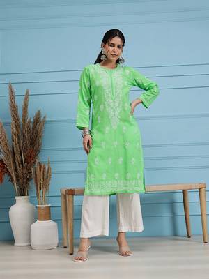 Hand embroidered green cotton lucknowi chikankari straight kurta 1