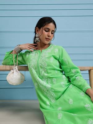 Hand embroidered green cotton lucknowi chikankari straight kurta 4