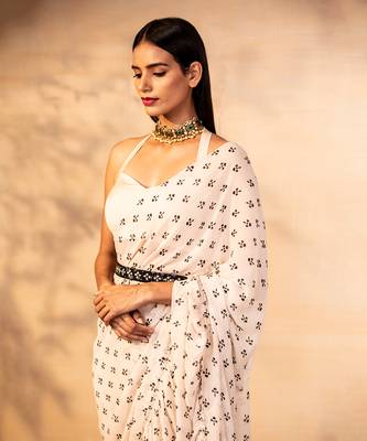 Off white printed ruffle saree with belt set 3