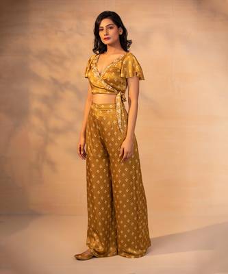 Musturd crop top and pant 1