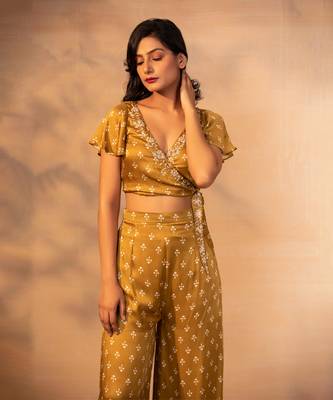 Musturd crop top and pant 2