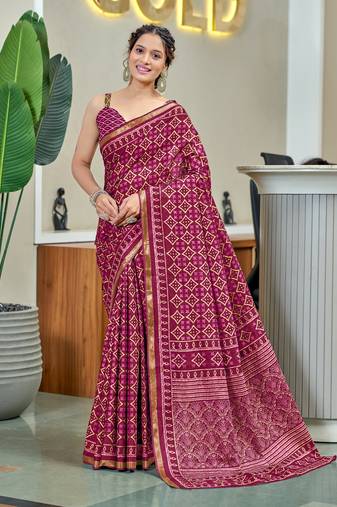 Wine printed cotton saree with blouse piece