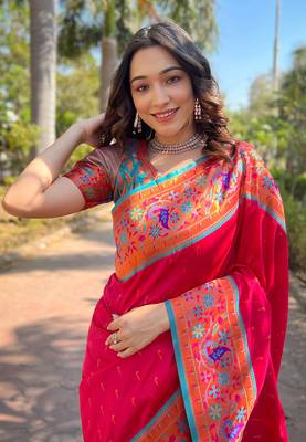 Pink woven paithani silk women's saree with blouse piece 3