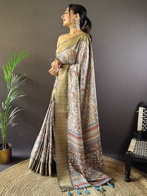 Grey digital print tussar silk saree with unstitched blouse piece 2