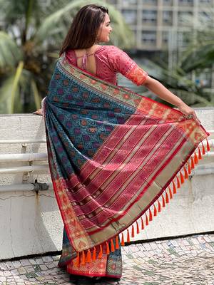 Teal patola silk saree with unstitched blouse piece 2