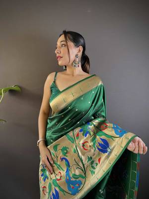 Dark green pure soft kanchivaram paithani silk saree and unstitched blouse piece 3