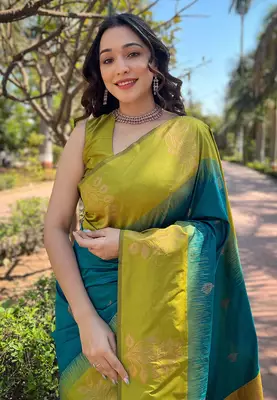 Teal zari woven soft silk women's saree with blouse piece 3