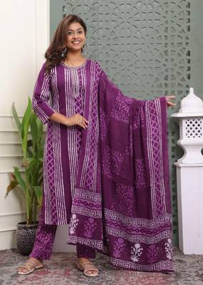 Purple women cotton rayon printed aline kurta pant with dupatta set 1