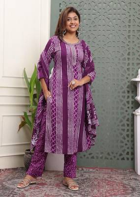 Purple women cotton rayon printed aline kurta pant with dupatta set 2
