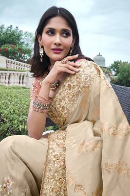 Cream pure tissue silk heavy thread embroidery work on border with zari weaving saree with blouse 3