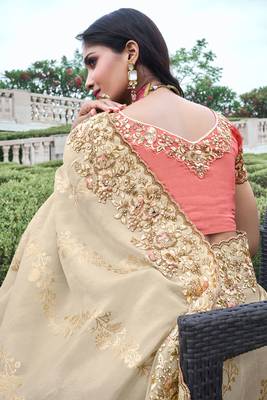 Cream pure tissue silk heavy thread embroidery work on border with zari weaving saree with blouse 4