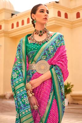 Rani pink silk digital patola print saree with blouse 2