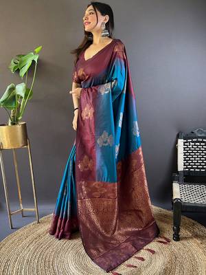 Blue soft silk saree with unstitched blouse piece 2