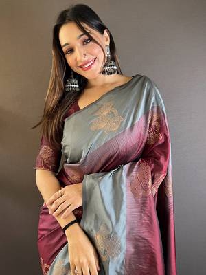 Maroon soft silk saree with unstitched blouse piece 3