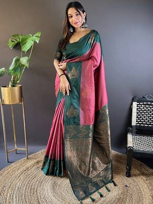 Pink soft silk saree with unstitched blouse piece 1