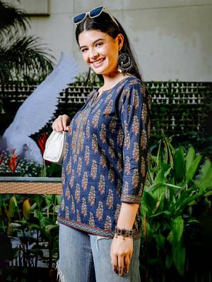  blue cotton floral block print regular top 5