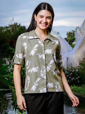  green liva collaredshirt style top 1