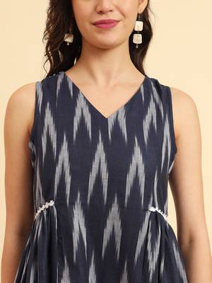  ikat cotton blue workwear kurta with lace detailing 4