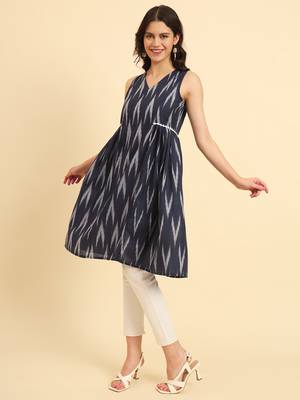  ikat cotton blue workwear kurta with lace detailing 5