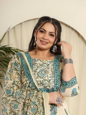  cream pure cotton kurta set with pant & dupatta 5