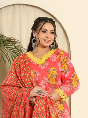  pure cotton pink kurta dupatta pant set with handwork 5