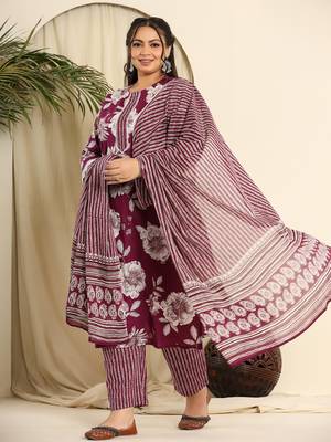  purple pure cotton kurta dupatta pant set with handwork 2