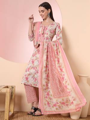  cream and peach pure cotton yuck design kurta dupatta set with pants 2