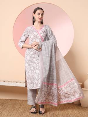  grey pure cotton angrakha kurta dupatta pant set 1