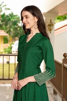 Green hand embroidery art silk anarkali kurta & 5