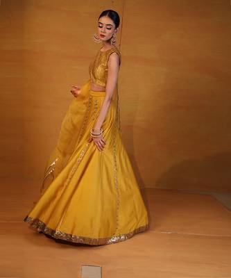 Mustard Embellished Lehenga Set 4