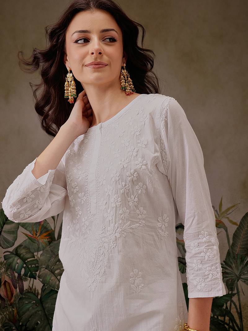 hand embroidered white cotton lucknowi chikankari straight kurta 